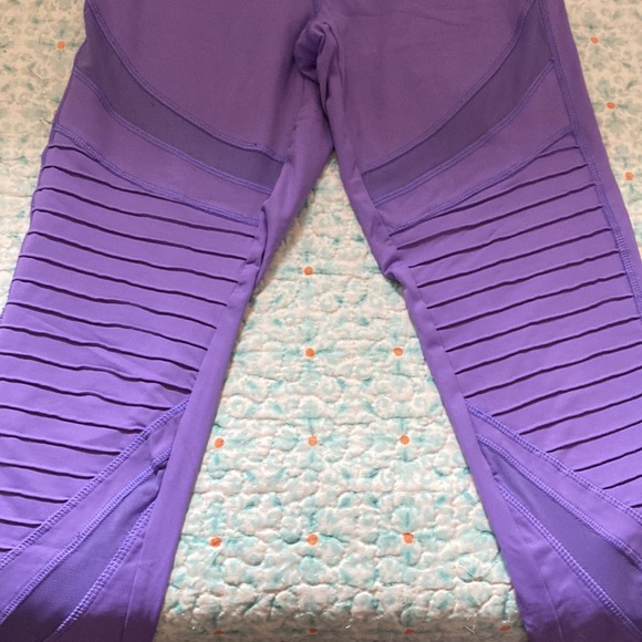 ✨•Aerie leggings•✨ - Picture 3 of 5